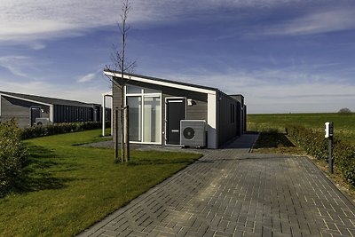 Modernes Chalet mit freiem Blick in Zeeland