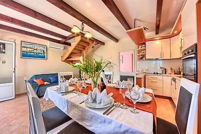 Villa Renata - FourBedroom Beachfront Villa w...