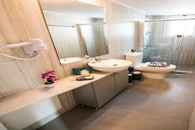 Appartamento a Chania vicino Nea Hora