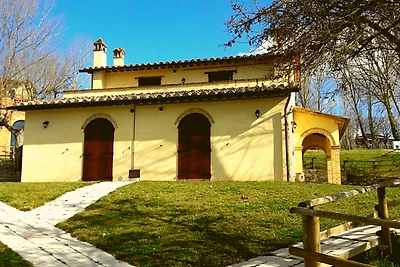Borgo con 2 Piscine, jacuzzi e ristorante