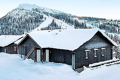 6 person holiday home in VEMDALEN
