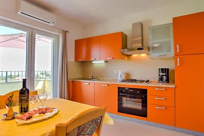 Wonderful Brsec Apartments with Sea View and ...