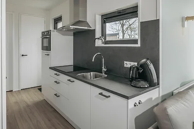 Lodge con forno a microonde, vicino...