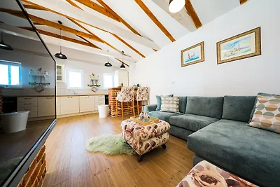 Villa con piscina privata e terrazza