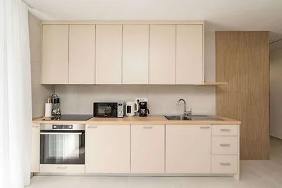 Modern City Escape - Two Bedroom Apartment wi...