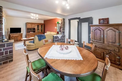 Ferienhaus in B�llingen mit Garten