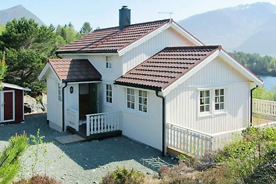 5 persoons vakantie huis in GURSKØY