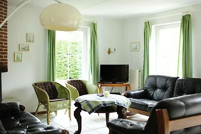 Holiday house in Ouddorp with Swimming Pool