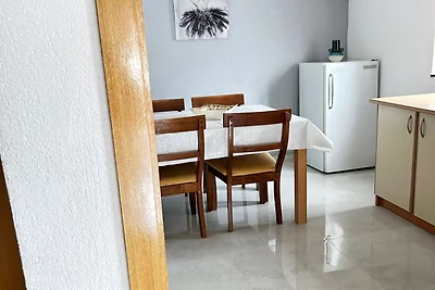 Apartments Adriana - One bedroom apartment Ru...