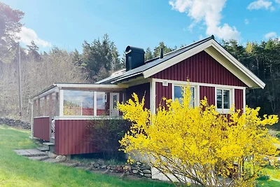4 Personen Ferienhaus in HAKENÄSET-By Traum