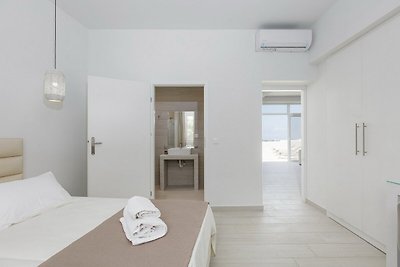 2-bedroom villa in good location