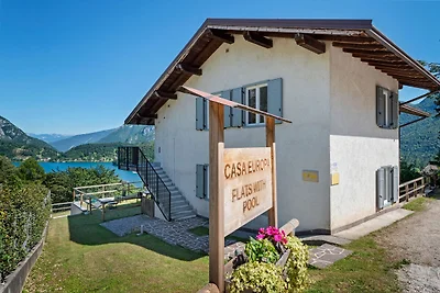 Ferienhaus in Ledro mit Terrasse