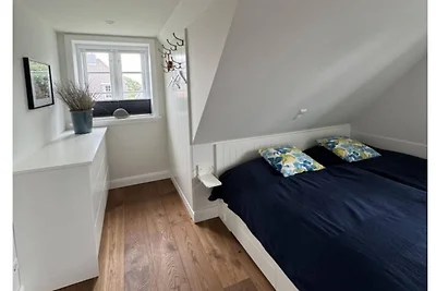 Objekt 77 || Nieblum