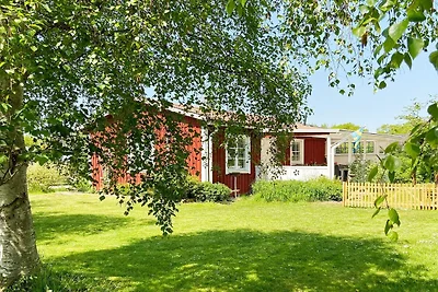 Ferienhaus in der Nähe des Strandes in Ahus
