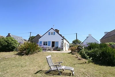 Ferienhaus in Primelin mit Terrasse