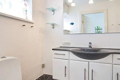 2 osob apartament w Aakirkeby-By Traum