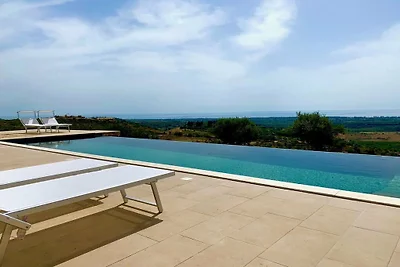 Vakantiehuis in Noto met zwembad