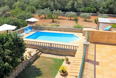 Hütte in Sineu mit Schwimmbecken