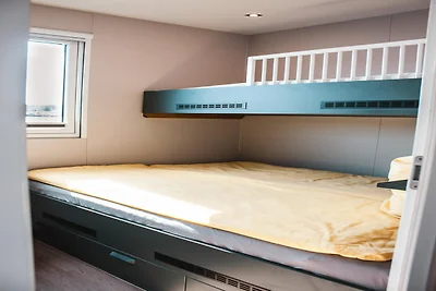 Schwimmendes Ferienhaus in Berlin