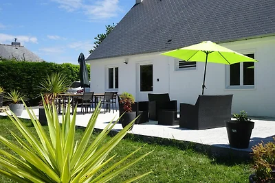 Komfortabler Bungalow, Rosa Granitküste