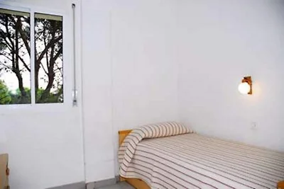 Apartment in L’Escala mit Terrasse