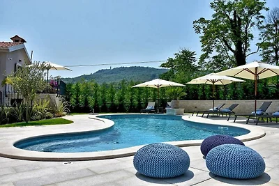 Ferienhaus in POTPIĆAN mit Schwimmbecken