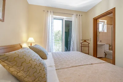 Mooi appartement met uitzicht in Banjol