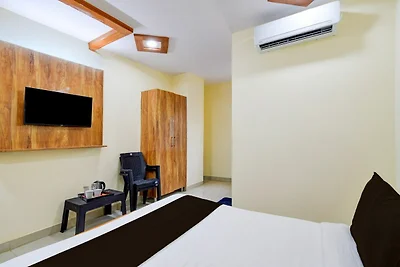 Super Hotel O Bolligudem