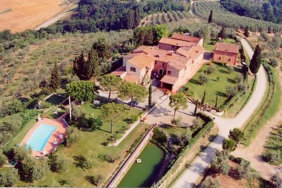 Schönes Bauernhaus in Castelfiorentino mit...