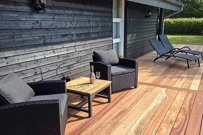 4 Sterne Ferienhaus in Karrebæksminde