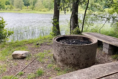 4 esrellas case en SVÄNGSTA