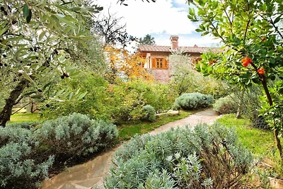 Villa in Pian di Sco mit Schwimmbecken