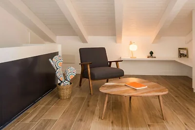 Le Niche Holiday Home with Terrace - CAV