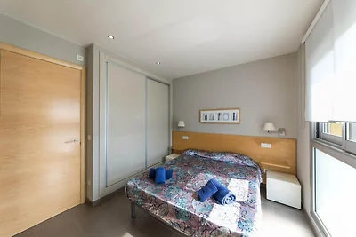 Haus mit großem Garten und privatem Pool