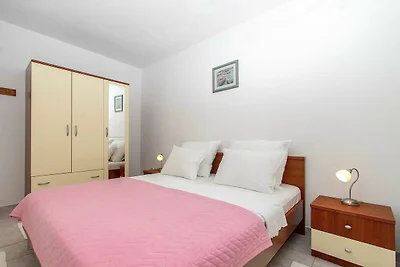 House Green Side Sunset- Four Bedroom House w...