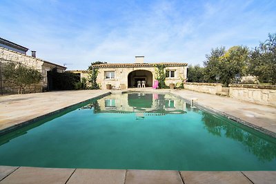 Villa chaleureuse avec piscine privée à...