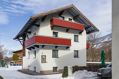 Ferienhaus mit Bergblick und Garten in Fügen