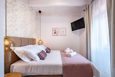 Elegante rifugio costiero a Lukoran