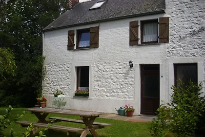 Ferienhaus mit privatem Garten in...