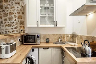 Joli Studio Climatise Vieil Antibes