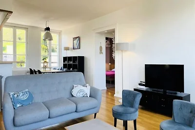 Parcheggio con vista sulla baia della Senna P...