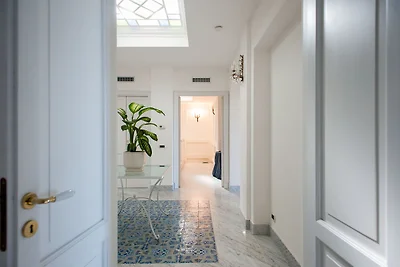 Moderna villa a Paceco con piscina privata