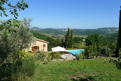 Villa in Sasso Pisano mit Garten