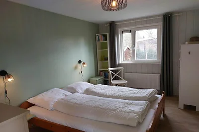 Moderner Bungalow in Strandnähe mit Aussicht