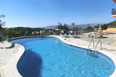 Schöne Villa mit privatem Swimmingpool in...