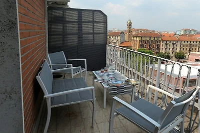 Wohnung in Torino mit Terrasse