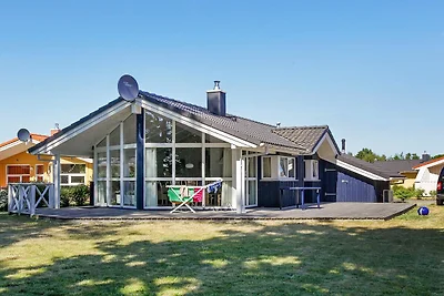6 person holiday home in GROEMITZ