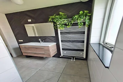 Bungalow luminoso e moderno a Ejwik