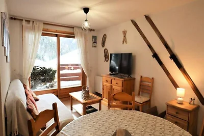 Apartment in Arêches mit Bergblick