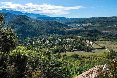 Villa am See mit Blick auf die Pyrenäen